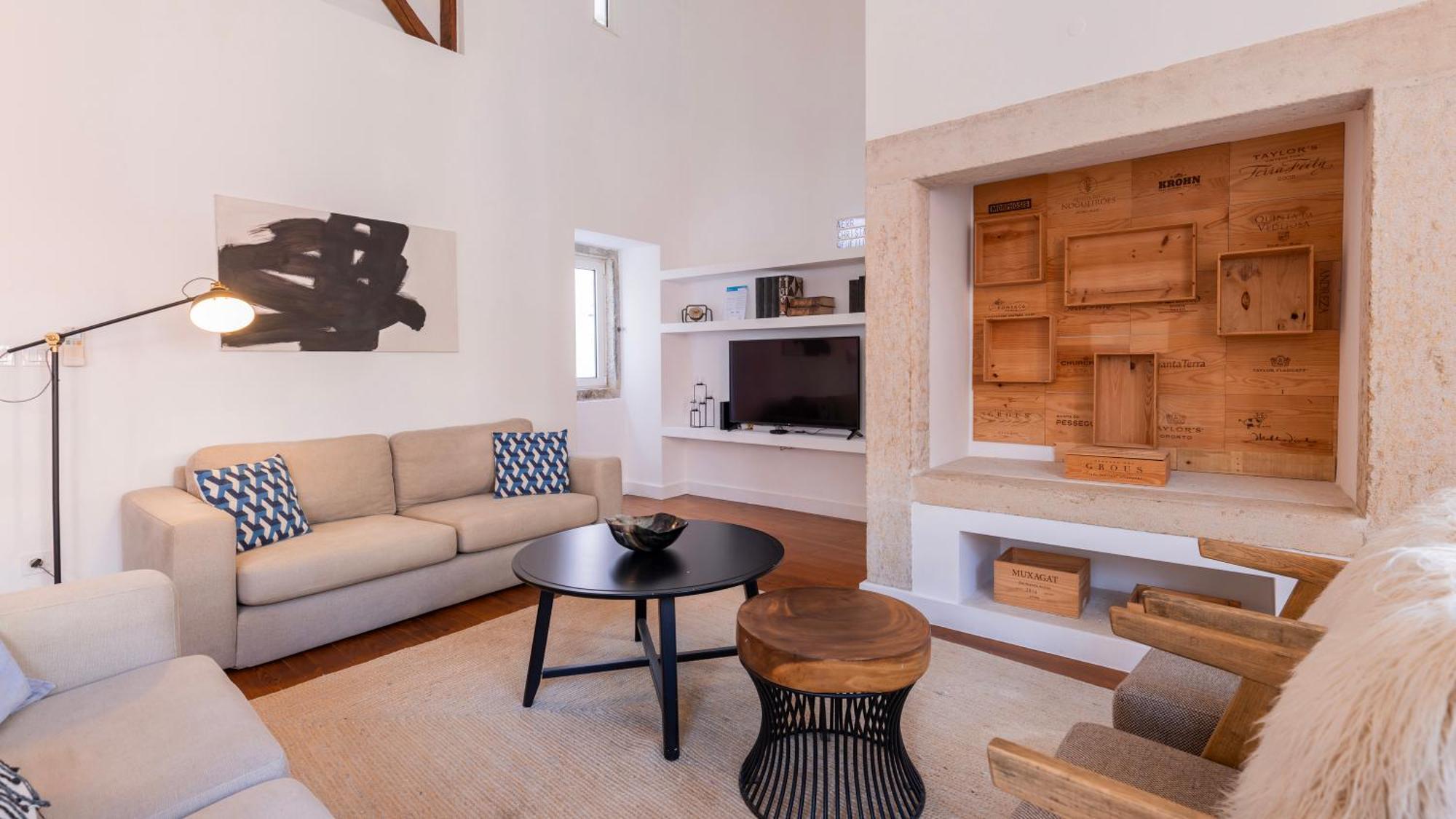 Apartment Charming 3bdr Duplex In Center By Lovelystay Lissabon