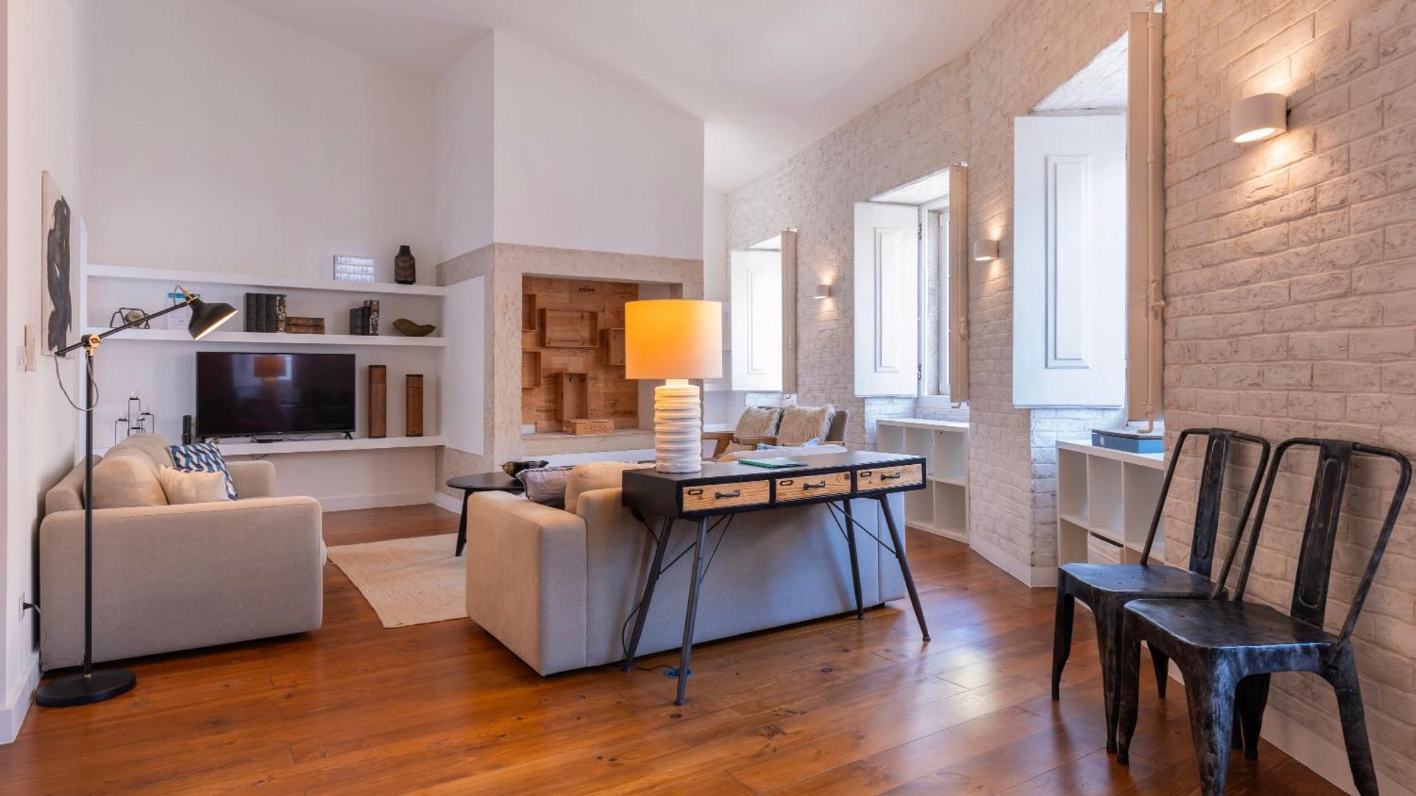 Charming 3bdr Duplex In Center By Lovelystay Apartment Lissabon